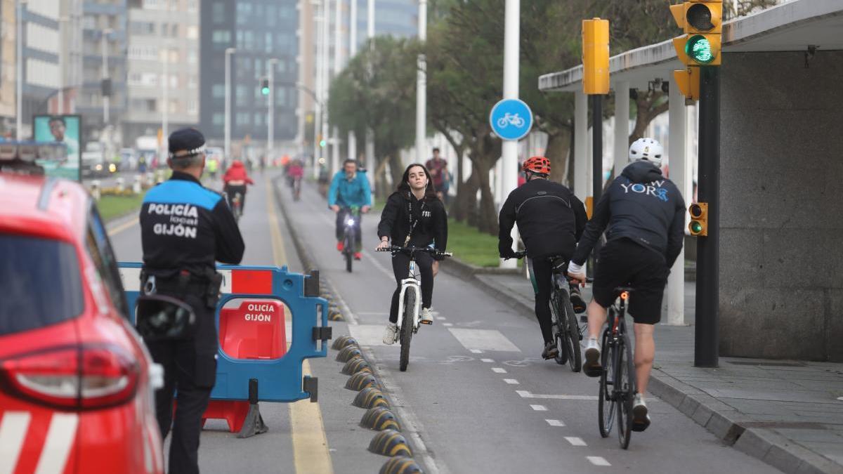 Piden cortar los dos carriles del Muro en dirección al centro