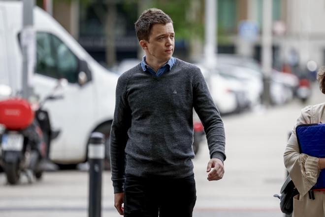 Errejón recurre ante la Audiencia el archivo de la querella contra Mouliaá por calumnias