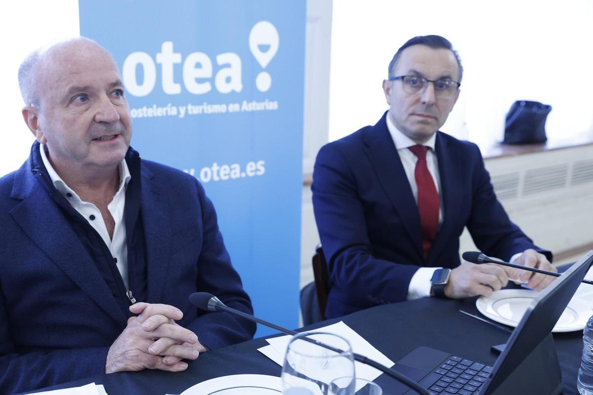 Por la izquierda, Javier Martínez y Fernando Corral.