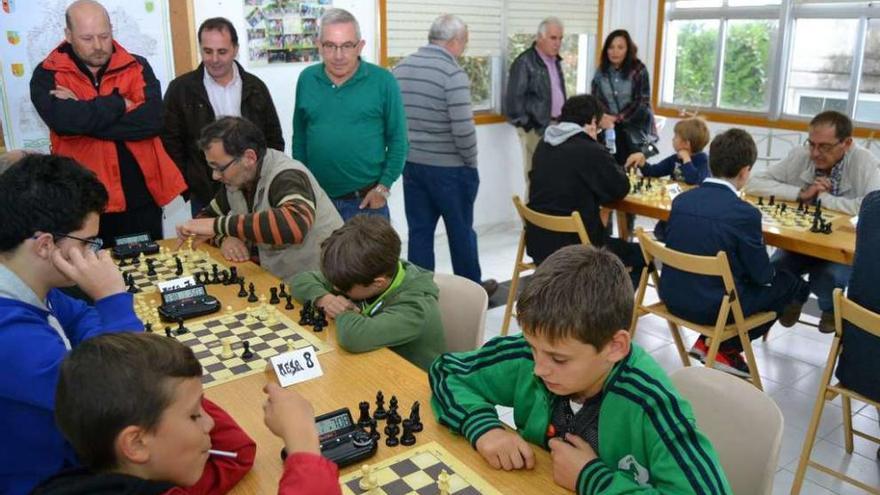 Cambre celebra su segundo Torneo de Ajedrez