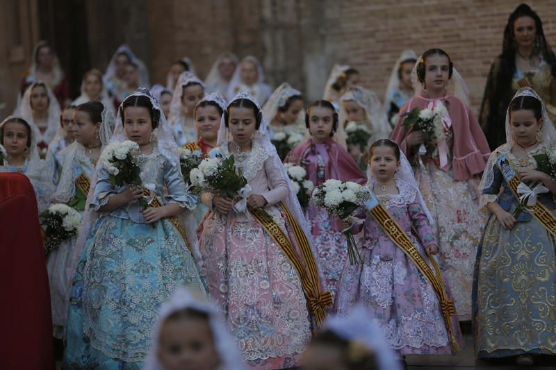 Comisiones falleras que han desfilado hasta las 18:00 horas.