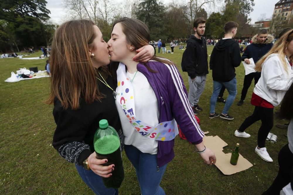 Comida en la Calle de Avilés 2018: ambientazo en el parque Ferrera