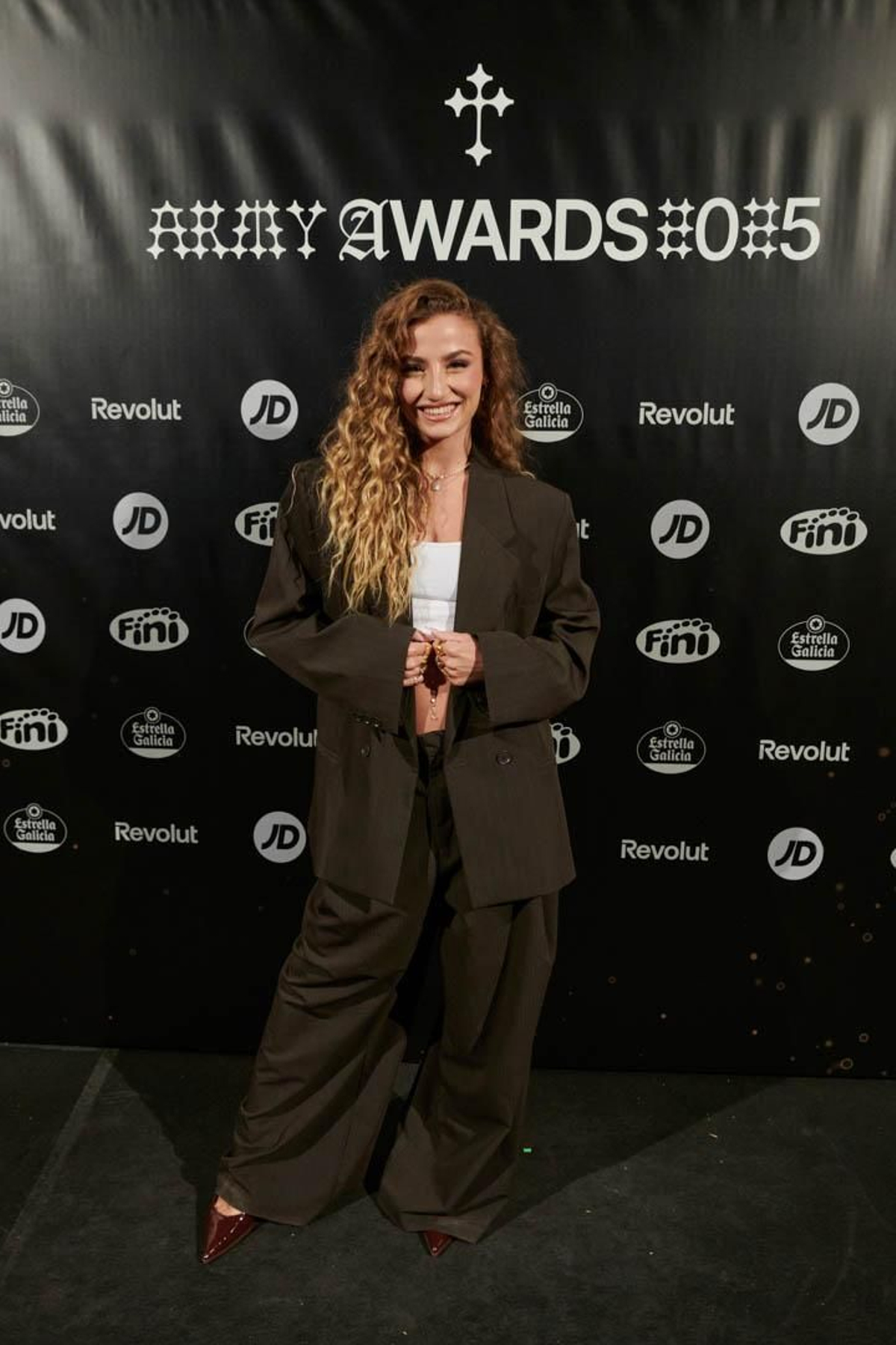 La hermana de Lola Lolita, Sofia Surferss, acudió al evento y dio un pequeño discurso 'hopecore'