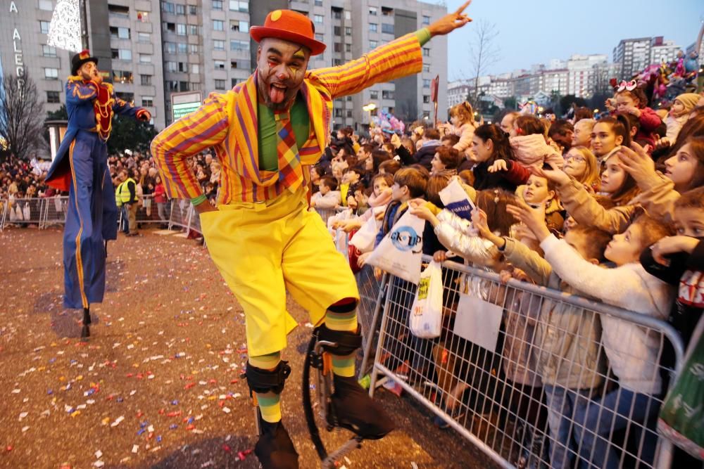 Las imágenes de la Cabalgata de Reyes de Vigo 2019