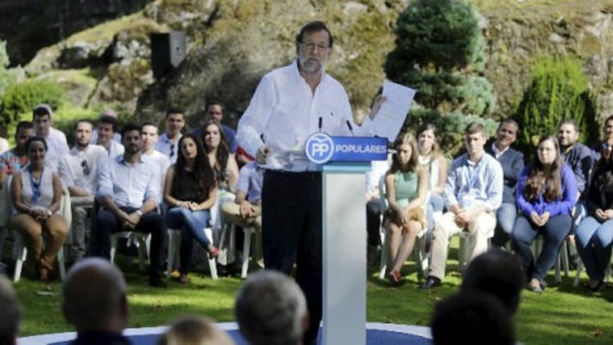 Rajoy: &quot;Una coalicción de PSOE y Podemos es lo peor&quot;