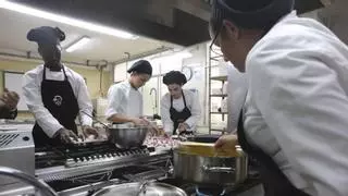 Educación suprime más ciclos de FP de los que crea en la provincia de Alicante