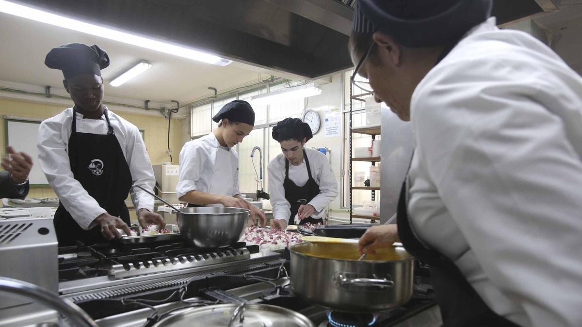 Jornadas FP Skills de grado básico y grados adaptados en el IES Canastell