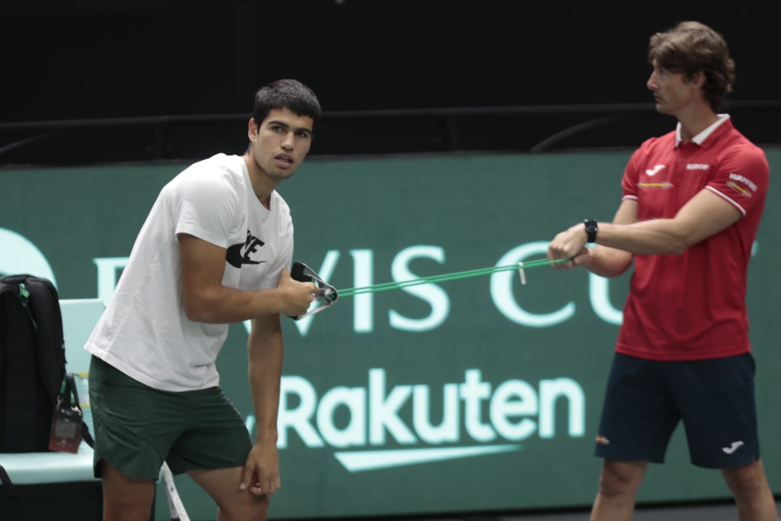 Así ha sido el entrenamiento de Alcaraz a hora de jugar la Copa Davis