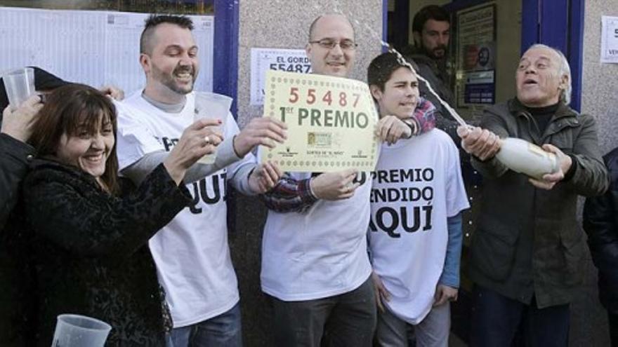 El 55487, primer premio de la Lotería del Niño, se va a Leganés