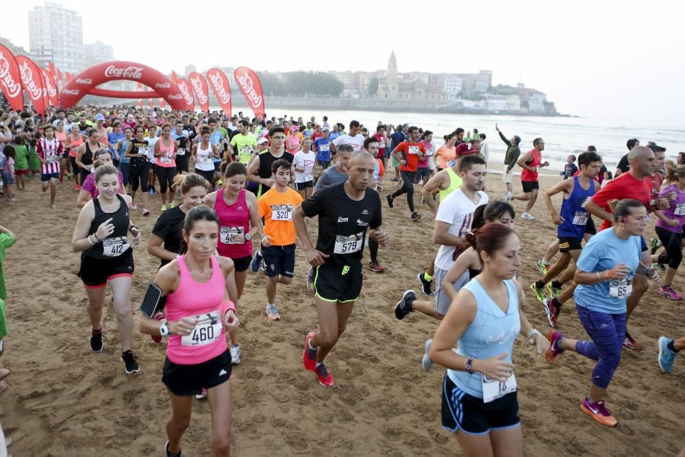 Carrera nocturna por la Playa de San Lorenzo