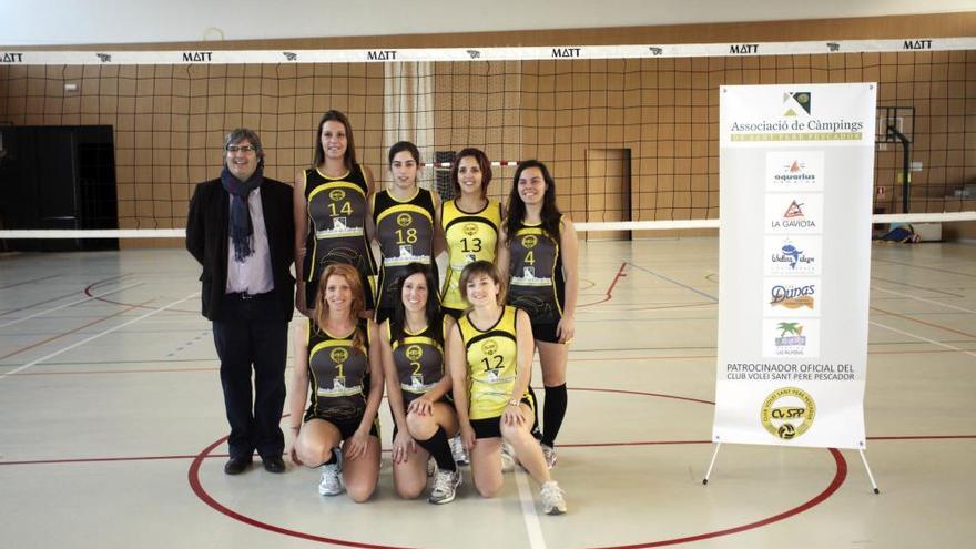 L&#039;equip femení del CV Sant Pere