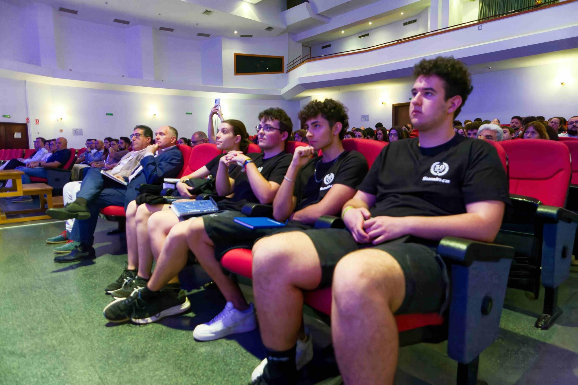 Castellón vibra con la final del Hackathon Cámara 2025