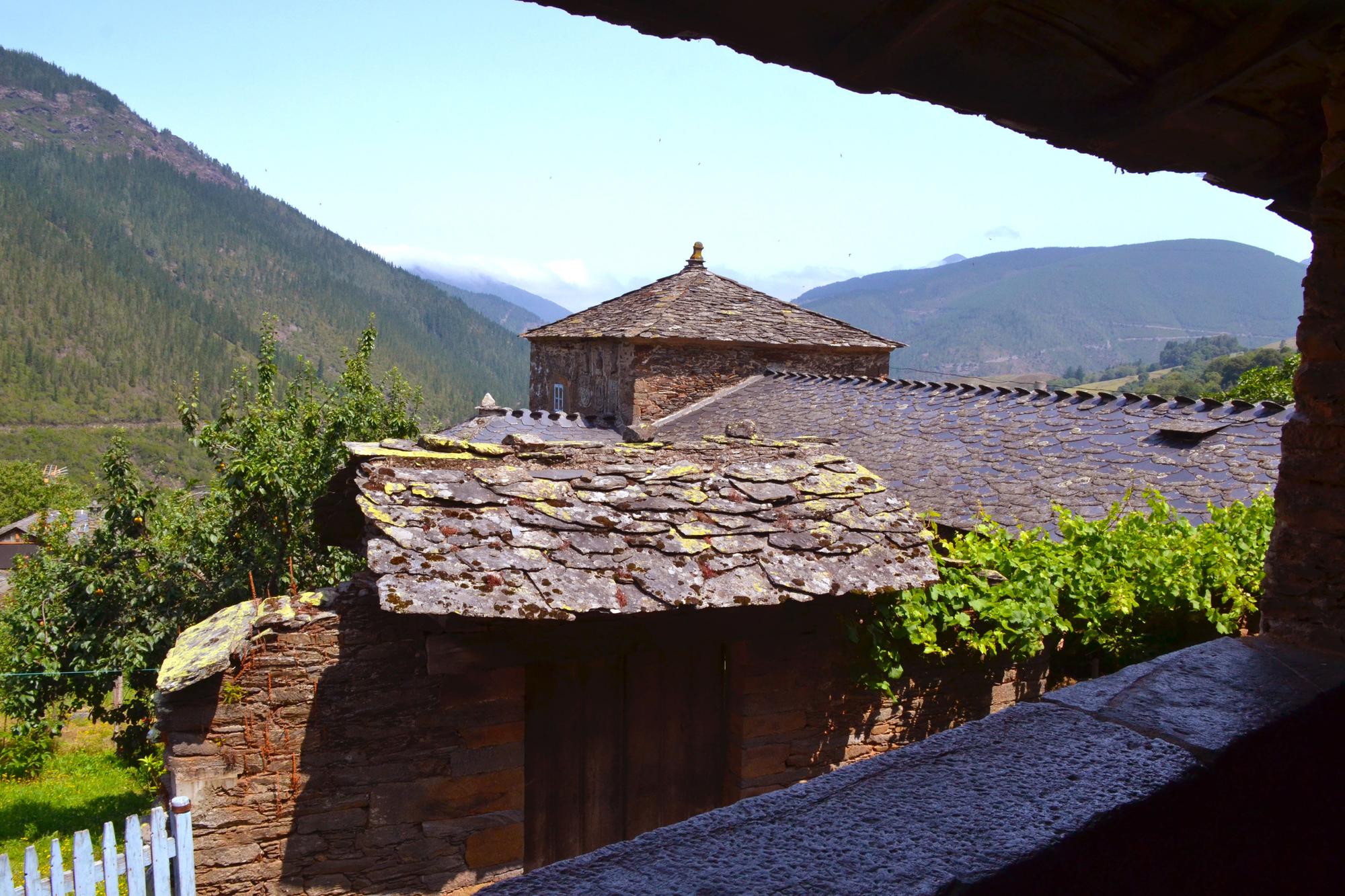 San Emiliano (Allande), un pueblo que se engancha al corazón