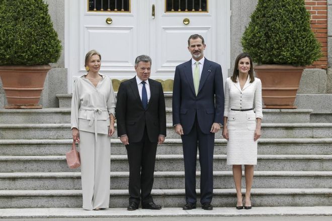 Los Reyes Felipe y Letizia, junto al Presidente Juan Manuel Santos y su mujer