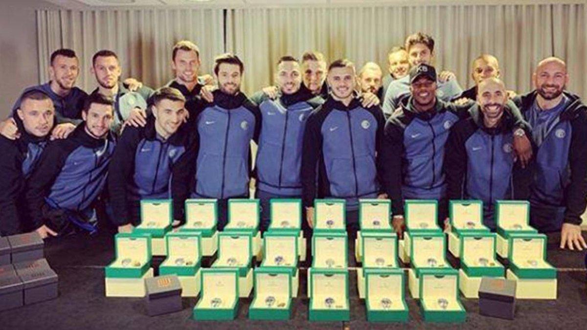 Icardi regaló un reloj Rolex a sus 34 compañeros de equipo