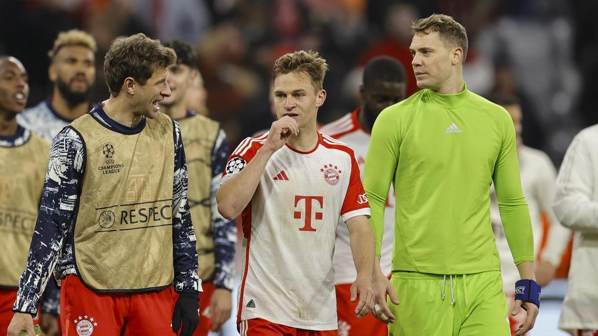 Kimmich, junto a otros dos pilares del Bayern, Müller y Neuer