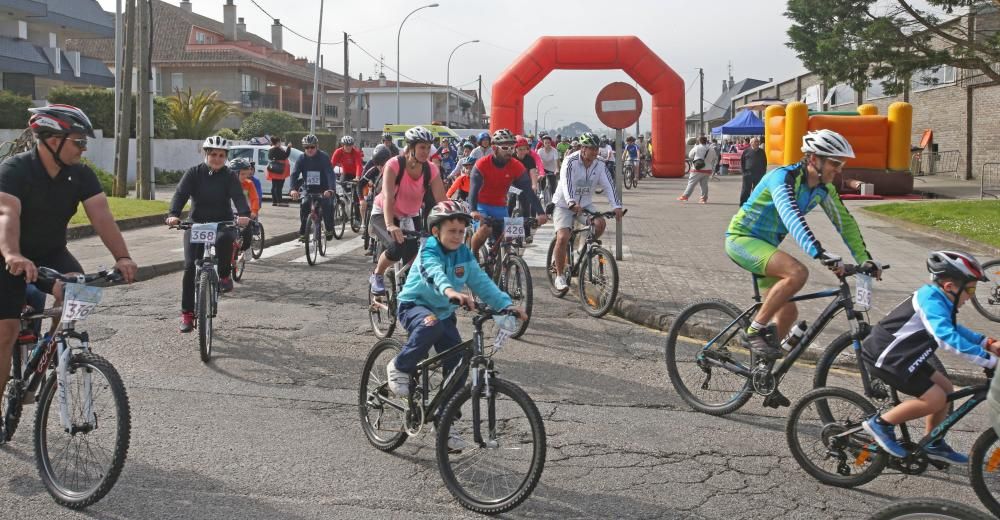 Más de 300 ciclistas ruedan por Nigrán