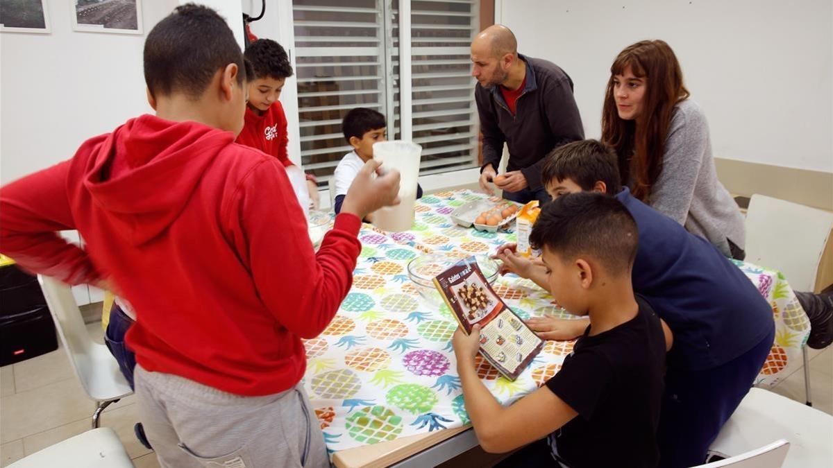 Niños del Centre Obert Infantil de la Fundació Germina en Santa Coloma de Gramenet en una imagen de archivo