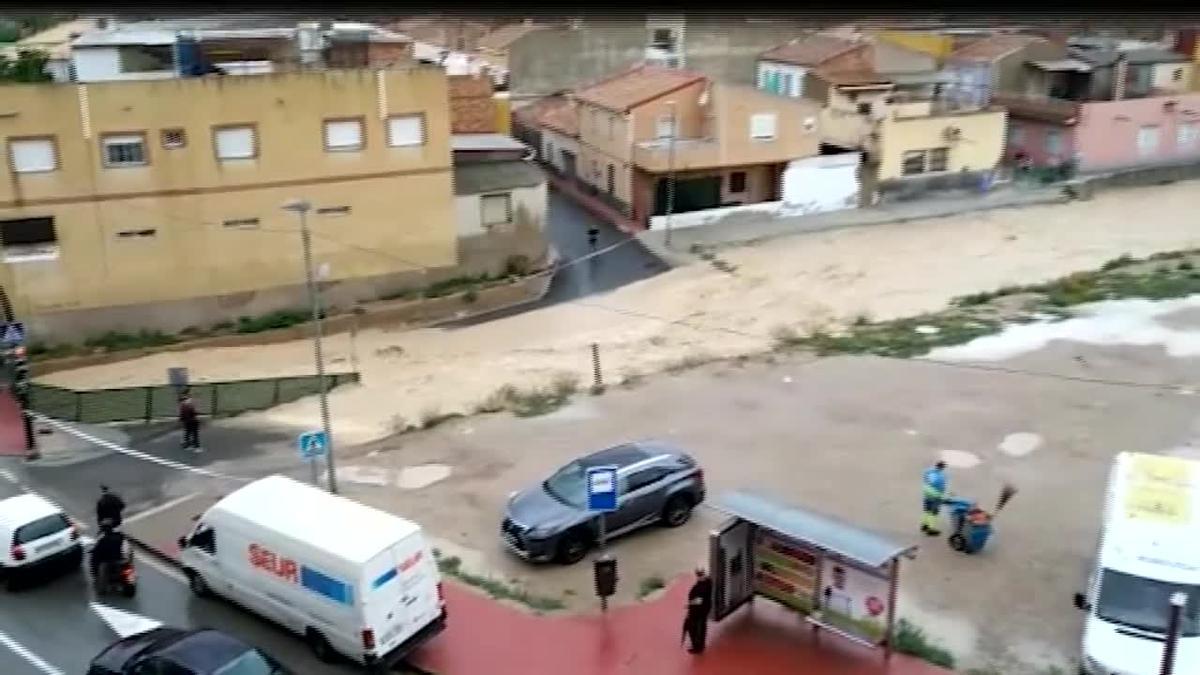 Temporal en Murcia: La rambla de Churra, desbordada