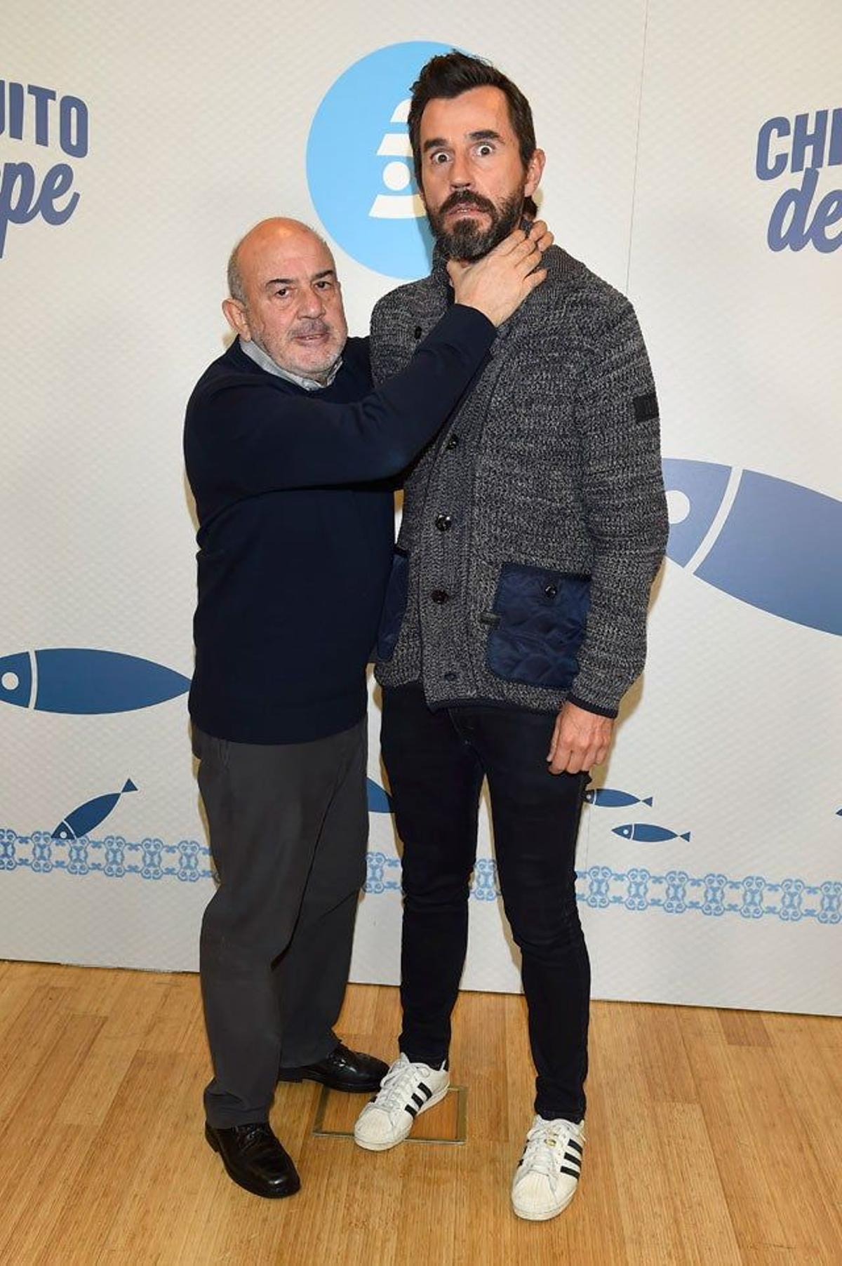 Pepe Bonilla y Santi Millán, en el estreno de la segunda temporada del 'Chiringuito de Pepe' en Madrid.