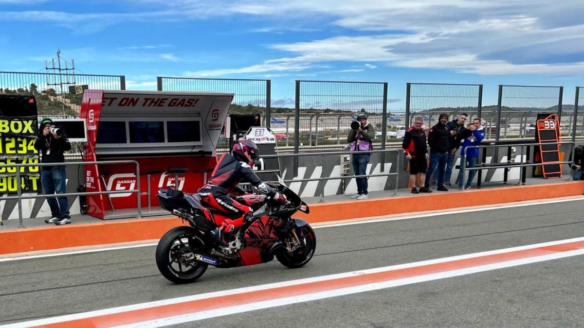 Marc Márquez, con la Ducati en Cheste