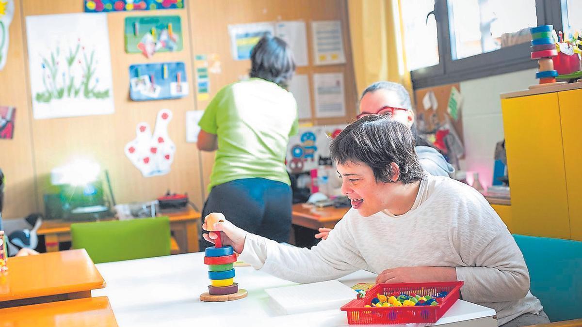 Aspace Zaragoza, dedicada al cuidado de personas con parálisis cerebral, es una de las entidades financiadas a través de la casilla Empresa Solidaria.