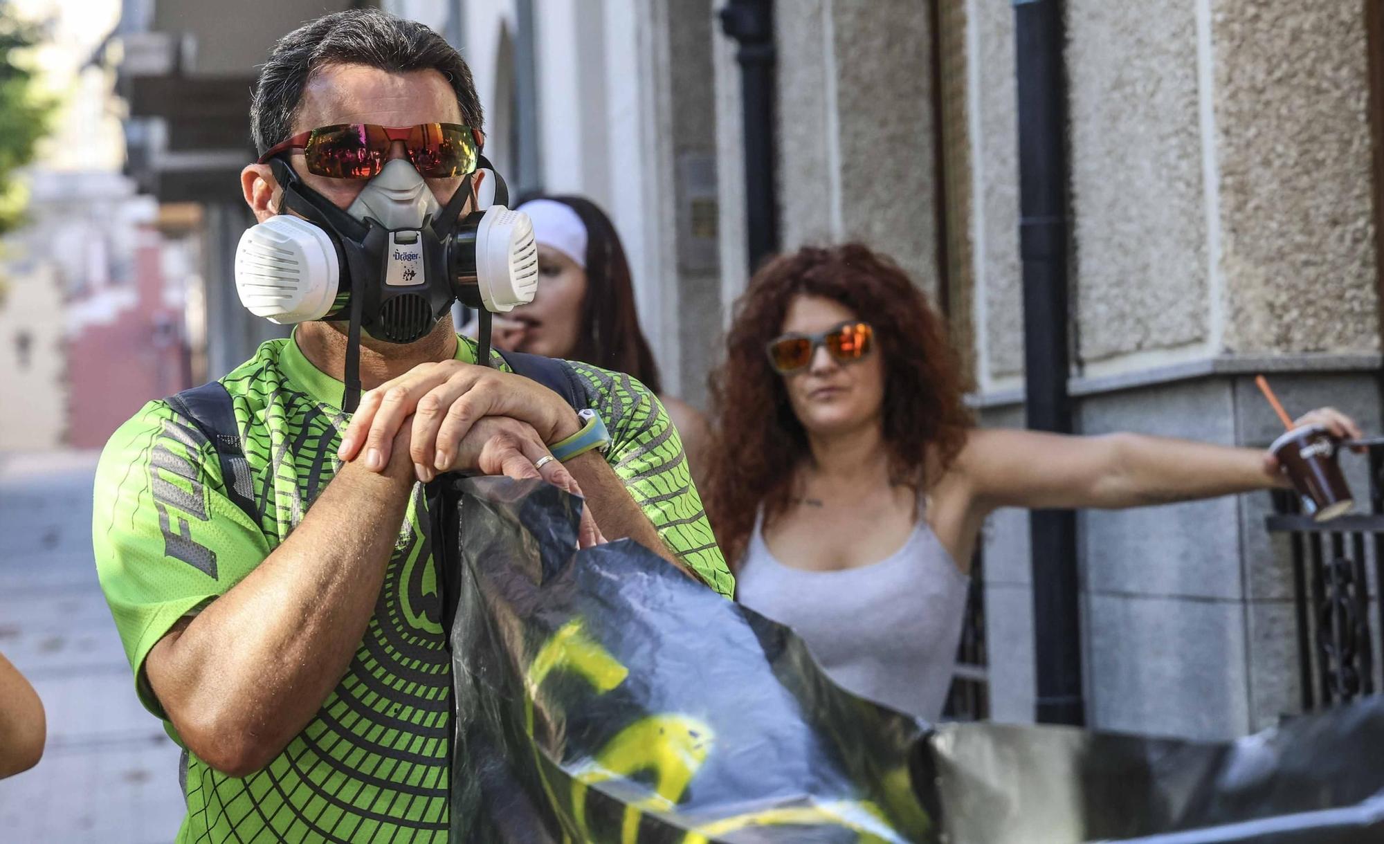 Manifestación vecinal contra el vertedero de Piedra Negra en Xixona