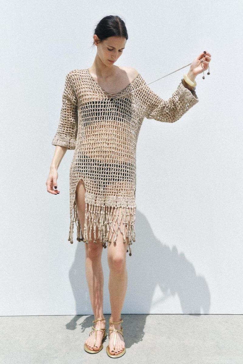 Vestido crochet con borlas