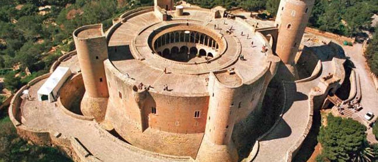 Vista aérea del castillo de Bellver de Palma.