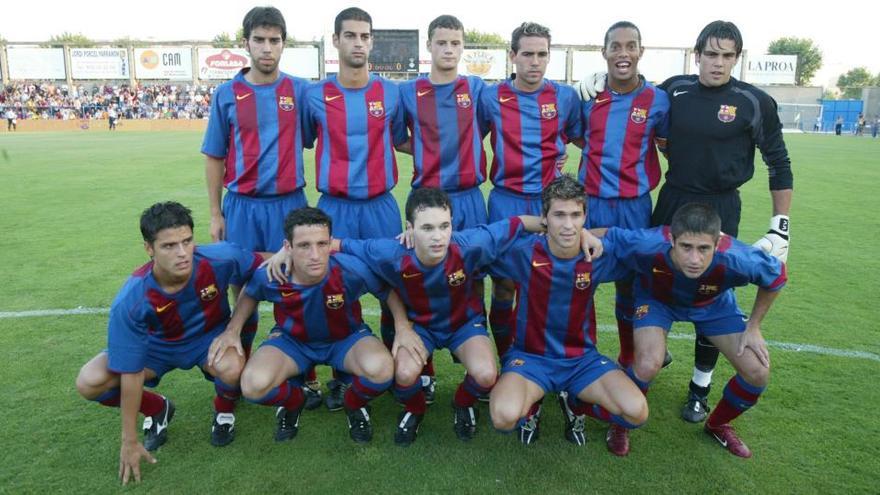 L&#039;equip titular del Barça aquell juliol de 2004 a Palamós; Messi va sortir a la segona part rellevant Riera