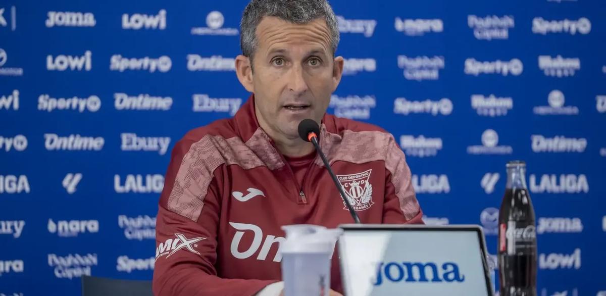 El entrenador del CD Leganés, Igor Oca en la rueda de prensa previa al encuentro contra el Málaga CF