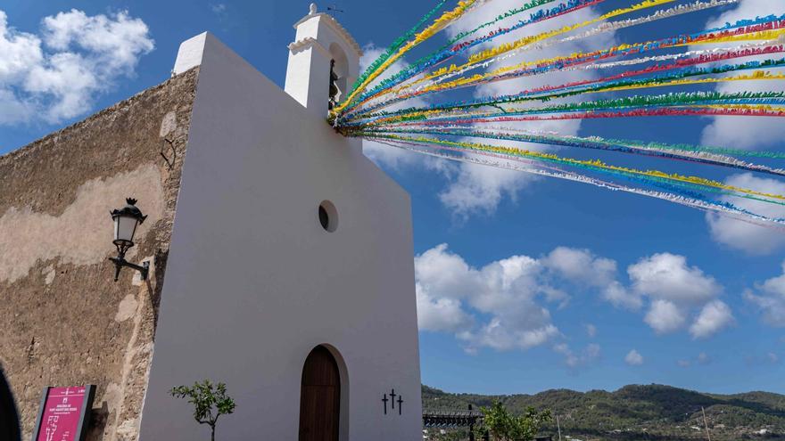 Dinar homenatge a les persones majors del poble