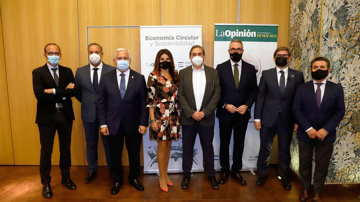 Photocall previo al III Foro de Economía Circular y Sostenibilidad de La Opinión
