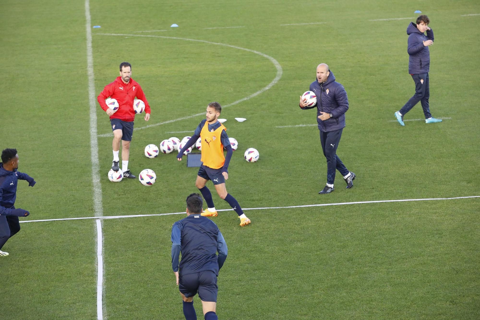 El Sporting vuelve a entrenar después de la victoria en Villareal (en imágenes)