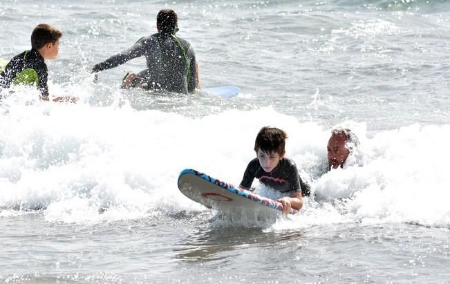 SURF PARA NIÑOS SALINETAS