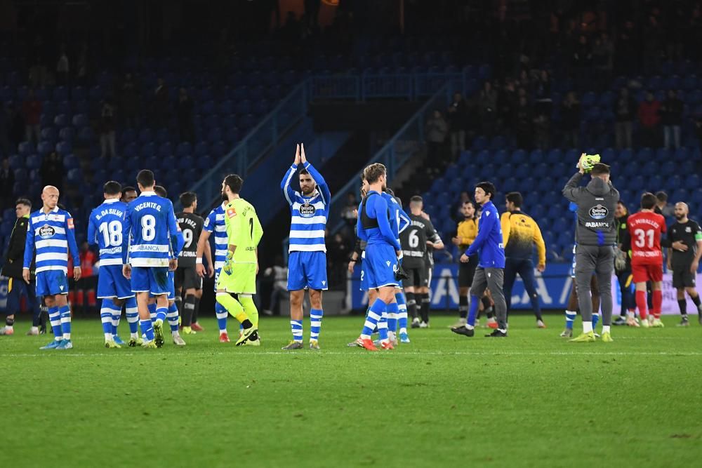 El Dépor empata en Riazor con el Alcorcón