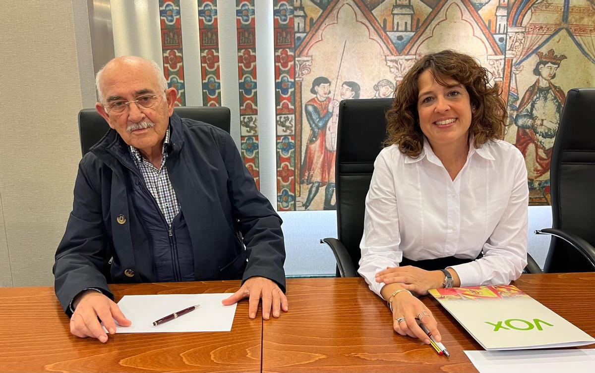 Alberto Garre y María José Ruiz, del Grupo Parlamentario Vox.