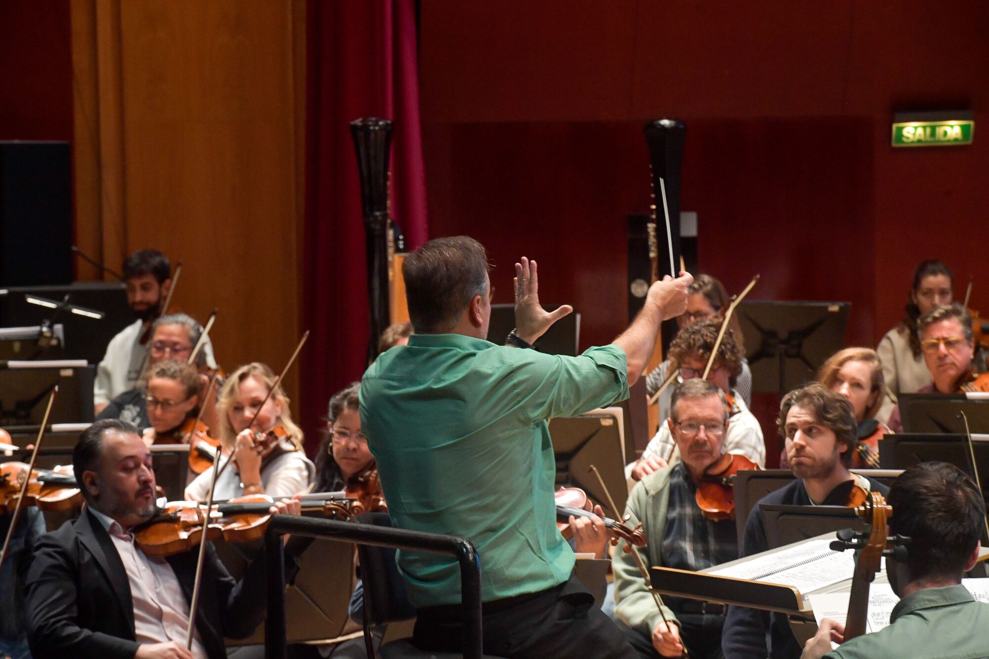 Ensayo y presentación del concierto de la Orquesta Filarmónica de Gran Canaria en el 41º FIMC