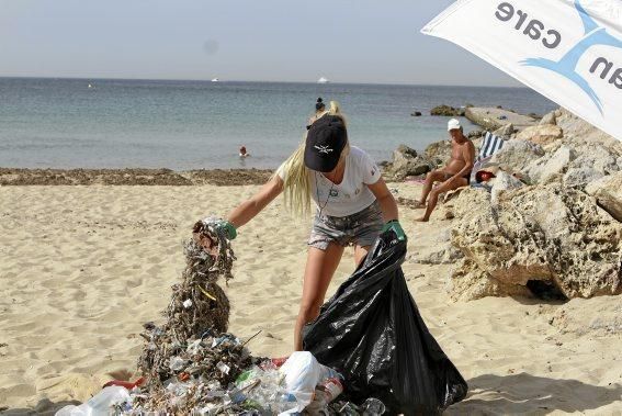 Immer mehr Plastik vermüllt das Meer vor der Küste. Die Kampagne "I Care" ermuntert zum Umdenken.