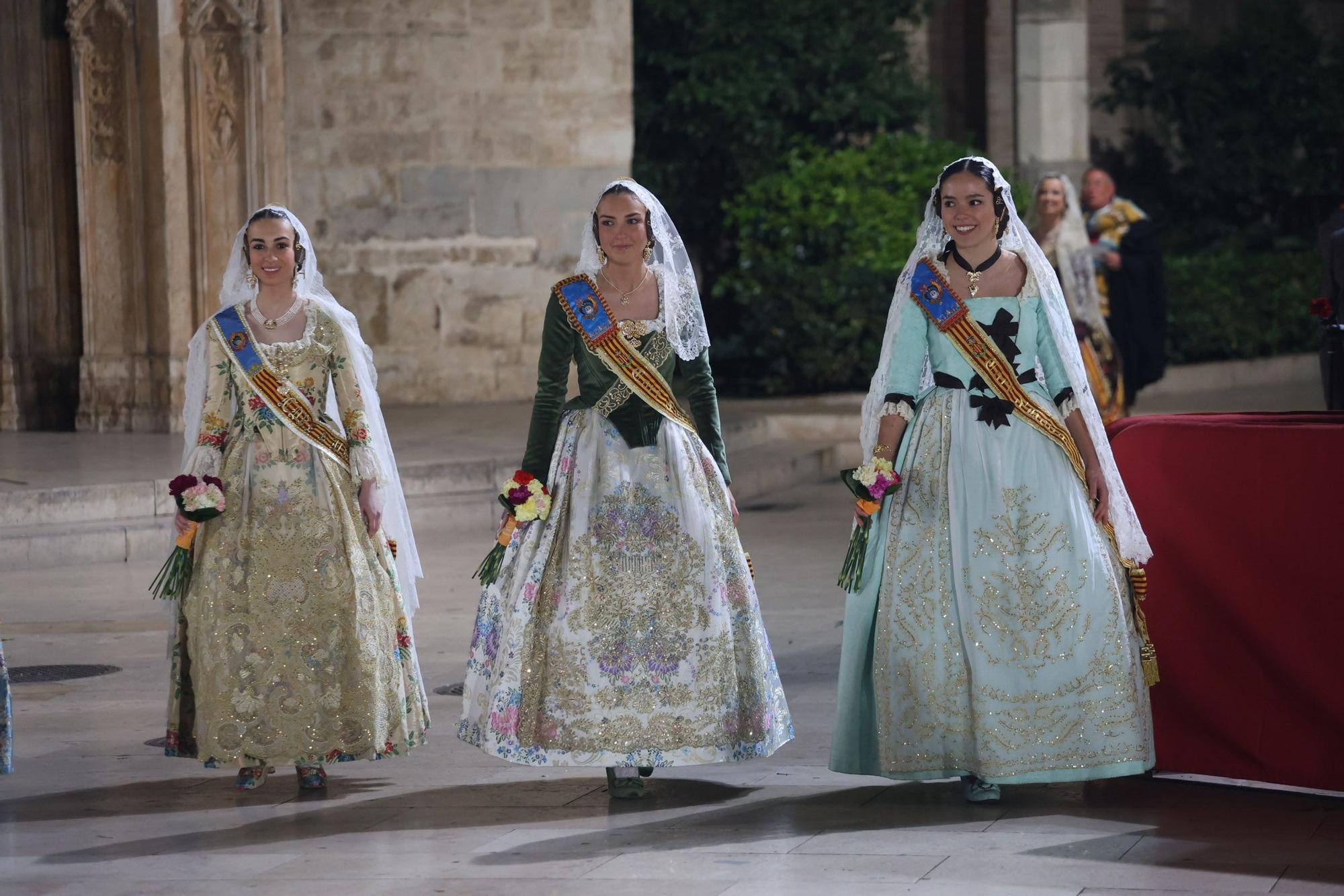 Búscate en el primer día de la Ofrenda en la calle San Vicente entre las 23 y las 24 horas