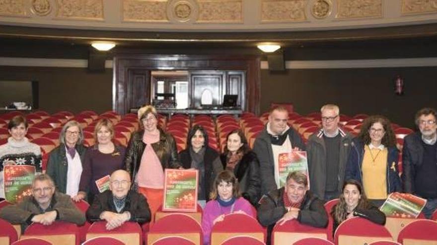 Impulsors de l&#039;espectacle el dia de la presentació d&#039;un muntatge que reunirà un centenar de participants