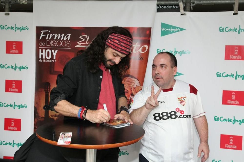 Firma de discos de El Arrebato en El Corte Inglés de Murcia