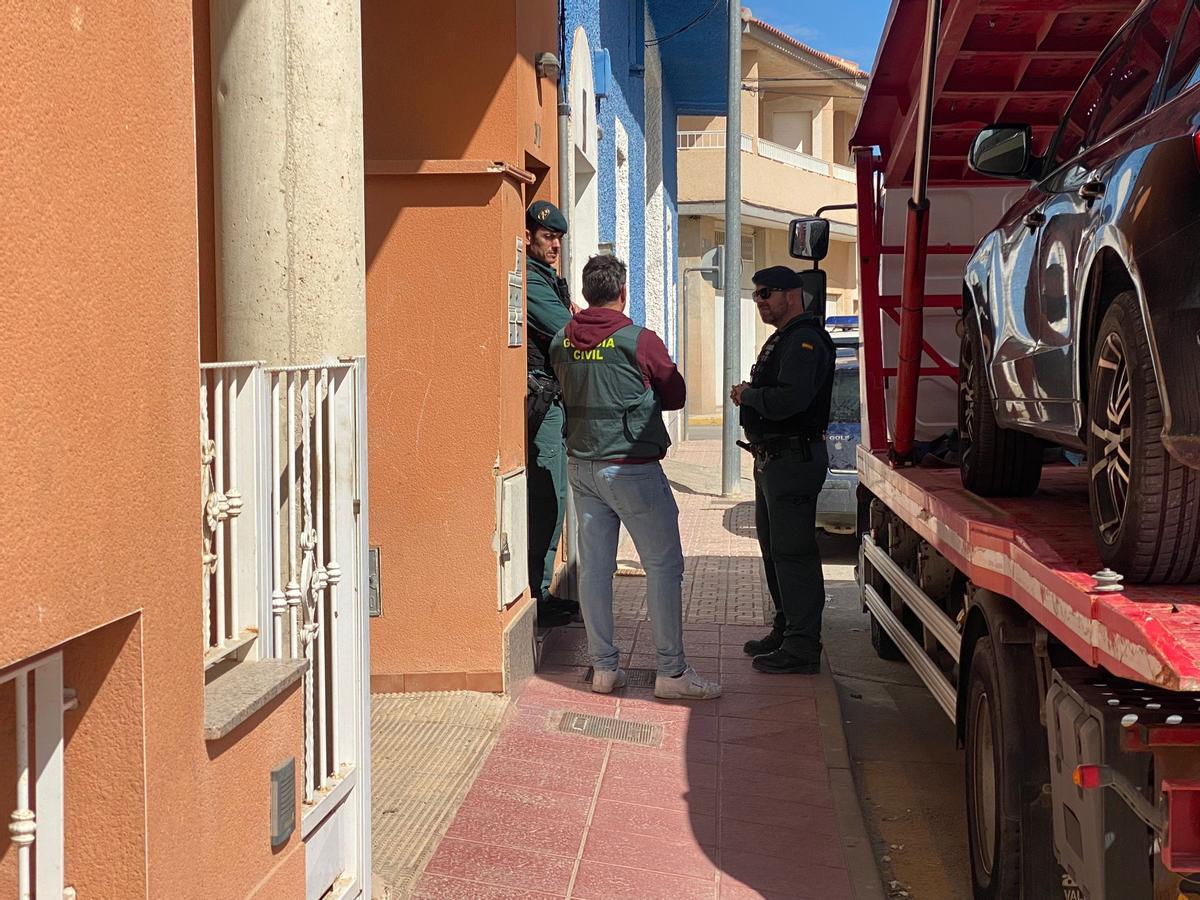 Un momento del operativo del Instituto Armado este martes en Roldán.