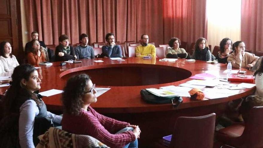 Los representantes de las ampas de Zamora, durante la Asamblea General Ordinaria, en el IES Universidad Laboral.