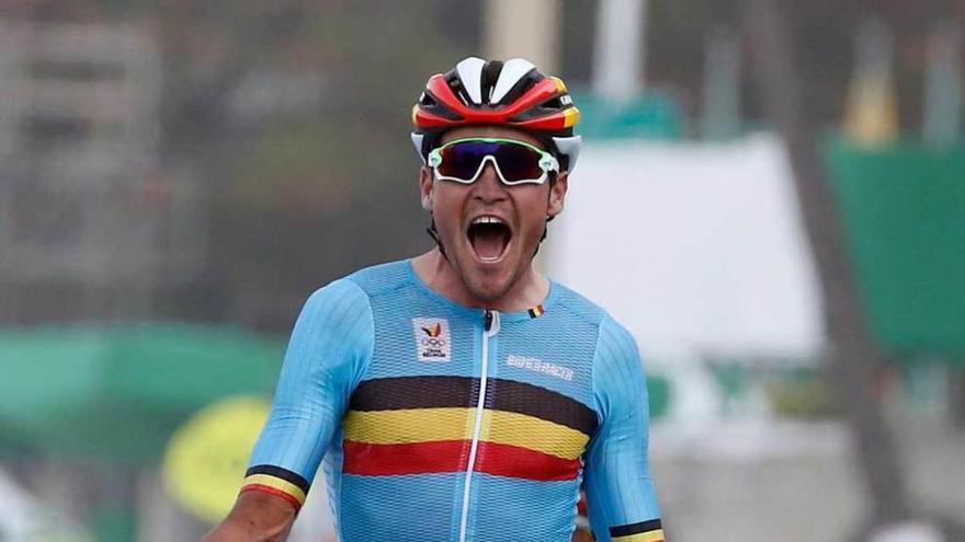 Van Avermaet celebra su triunfo.