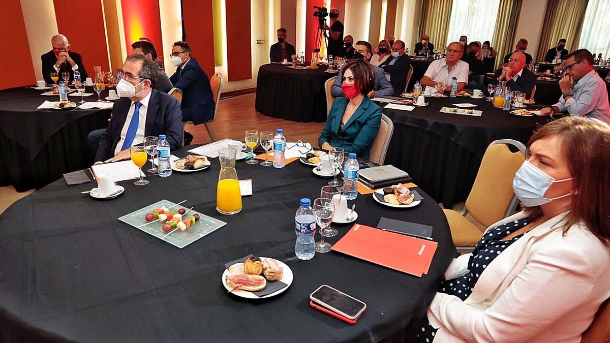 El salón del hotel donde se celebró el acto.