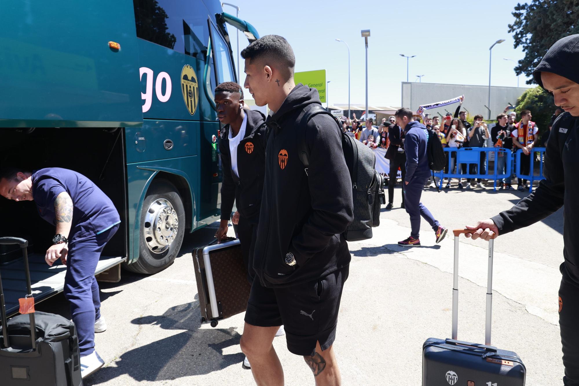 Así ha recibido la afición recibe al Valencia CF en Manises