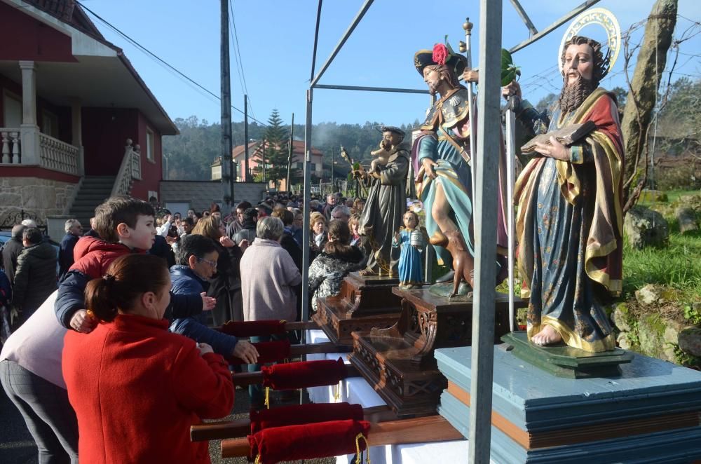 Procesión de los lacones, en el Concello de Valga.