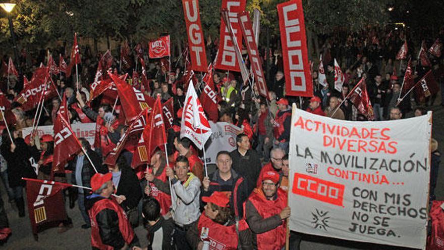 Protesta de los sindicatos en Palma contra la reforma laboral.