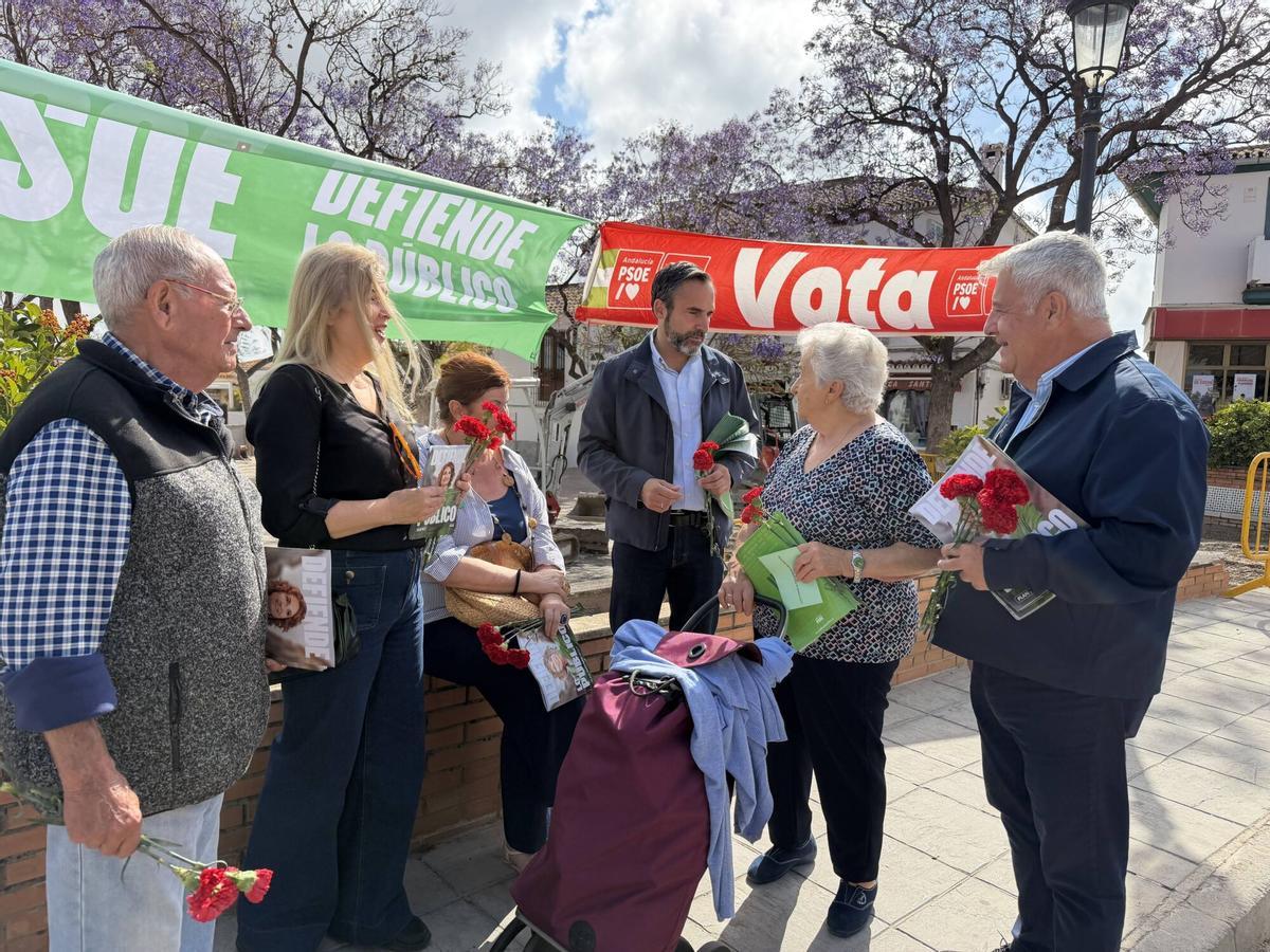 Dani Pérez, candidato socialista en las listas del 17M a las elecciones andaluzas, en un acto de campaña en Churriana